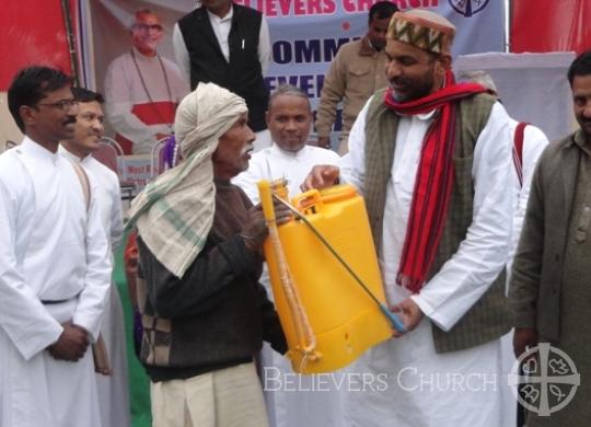 Believers Church Lucknow Diocese distributes gifts