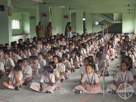 Women’s Fellowship Observes Global Hand Washing Day in Mumbai Diocese