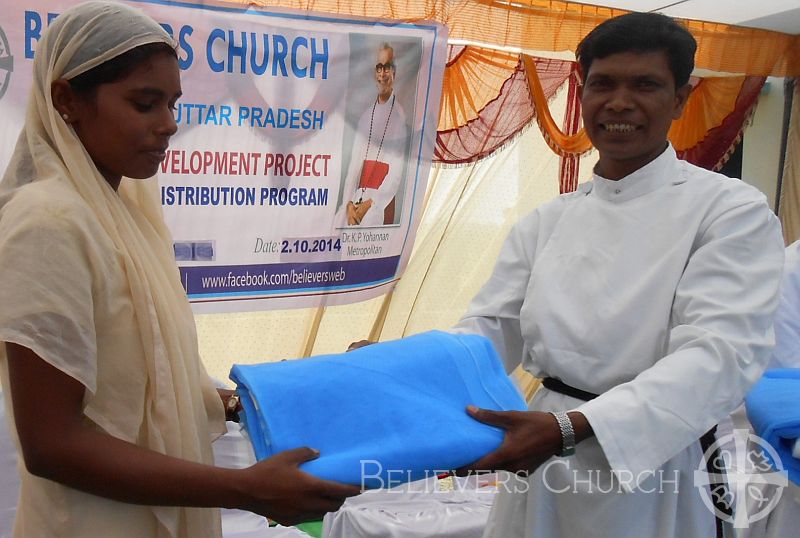 275 People Benefit From Free Medicated Mosquito Net Distributions on Gandhi Jayanthi