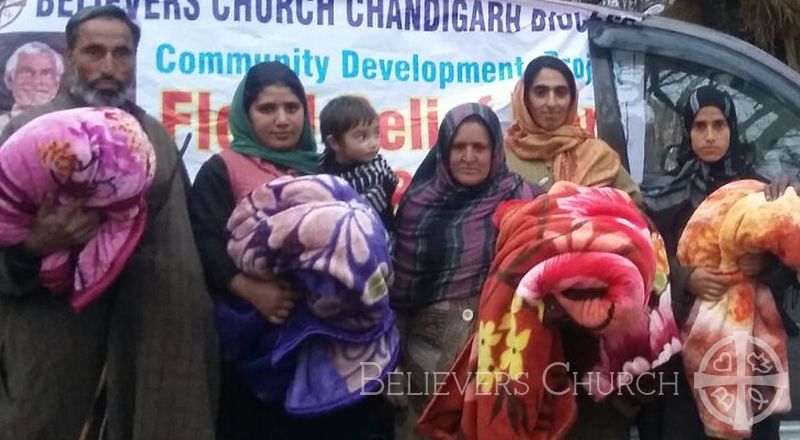 Jammu & Kashmir Flood Victims Receive Warm Clothes from Diocese of Chandigarh
