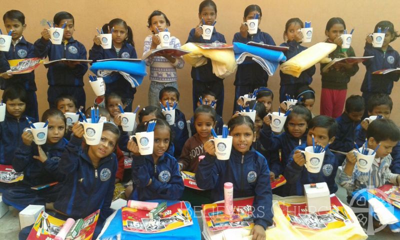 Diocese of Delhi Distributes Mosquito Nets to 2,160 Children through Bridge of Hope