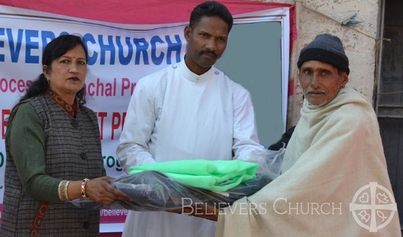 250 Families Receive Blankets and Mosquito Nets in Himachal Pradesh