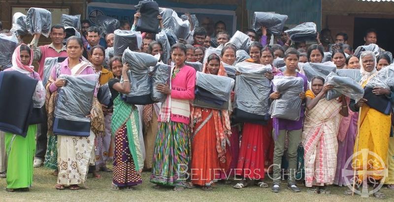 Diocese of Jorhat Provides Blankets to 52 Families Through Bridge of Hope