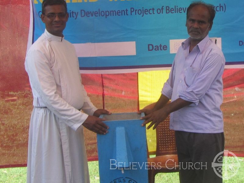 Diocese of Kolkata Distributes 28 BioSand Water Filters in a Colony
