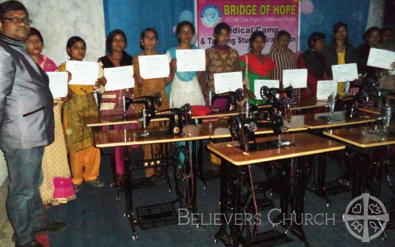 Diocese of Jasidih Holds Tailoring Student Graduation Program and Free Medical Camp in a Remote Village