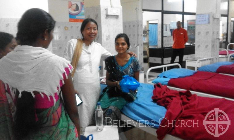 Diocese of Gujarat Feeds 1,000 Hungry People on International Women’s Day