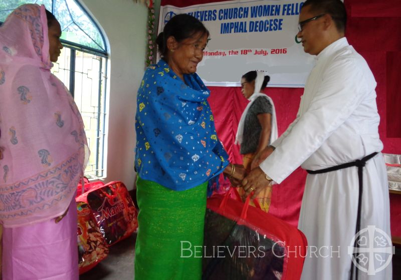 Diocese of Imphal Gifts Blankets to 102 Widows