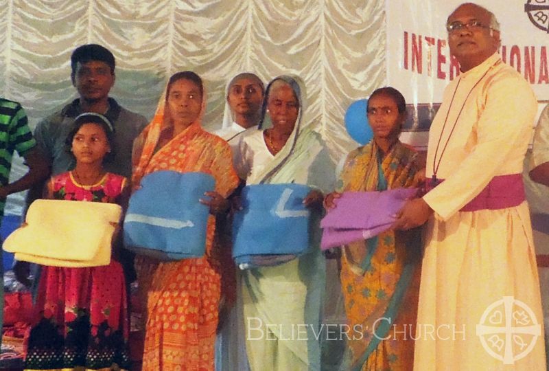 Over 100 Destitute Widows Receive Aid in Diocese of Kolkata