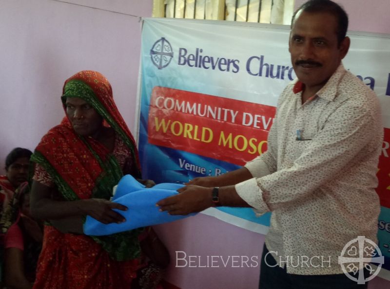 Diocese of Patna Distributes 1,000 Mosquito Nets on World Mosquito Day