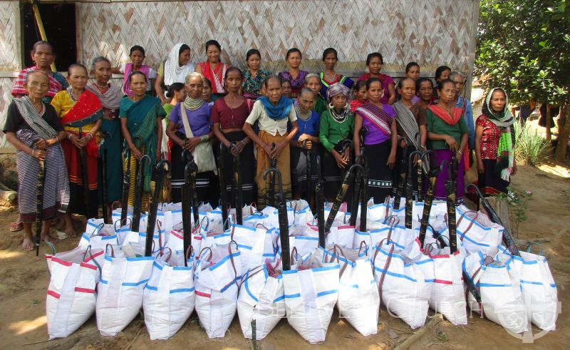 Over 30 Widows Receive Dry Rations in Diocese of Manughat